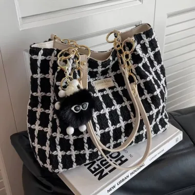 Trendy plaid Tweed Large Storage Capacity Shoulder Bag 